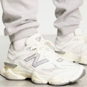 New Balance Cream and Gray Sneakers